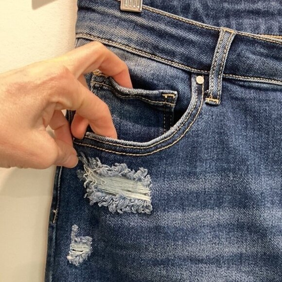 Sold sold sold - Picture 8 of 16